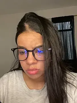 Stripchat Best live sex cam show of trianawhite