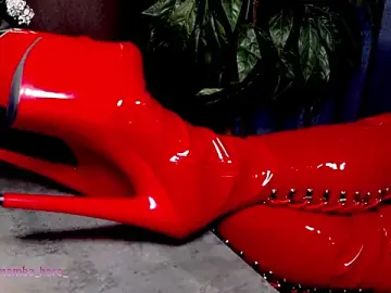 Stripchat Live Sex Cam of QueenOfUrKink