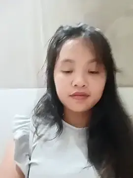 Stripchat Watch Live Sex Cams of Pretty-haert