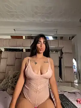 Stripchat Adult Video Chat of Tashi7