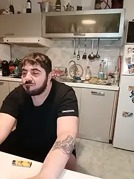 Stripchat Free Porn Cam of bear_skinny