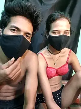 Stripchat Free Porn Cam of VelvetVibe_75