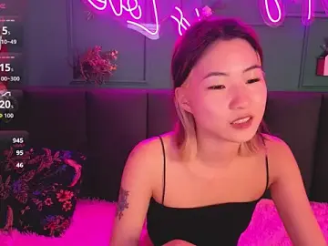 Stripchat Free Live Porn of Runi_Asian