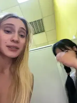Stripchat Sex Cam of Pink_Kiss