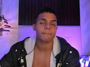 Stripchat Live Sex of Alex_Kriz