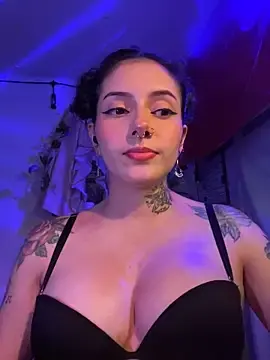Stripchat Live Sex of LiliJones_