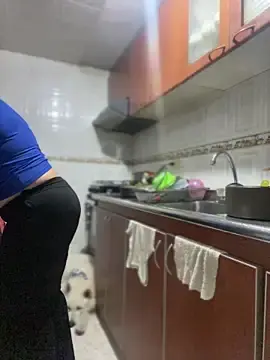 Stripchat Live Sex Cam of Carola-Ross