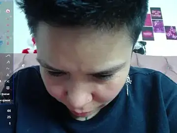 Stripchat Live Sex Cam of nat_evans8
