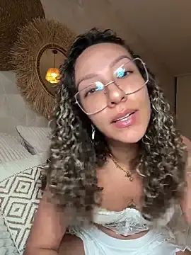 Stripchat Watch Live Sex Cams of leana_bgeee