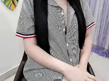 Stripchat Sex Cam of Ari-sweety