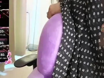 Stripchat Best live sex cam show of MISS_MYRA