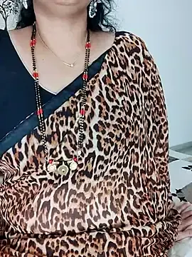 Stripchat Live Sex of COOL_TEACHER_69