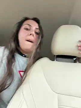 Stripchat Sex Cam of BrunetteNymph