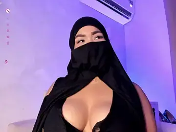 Stripchat Live Porn of thaira_aly