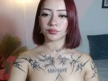 Stripchat Live Sex Cam of Evanss_lx