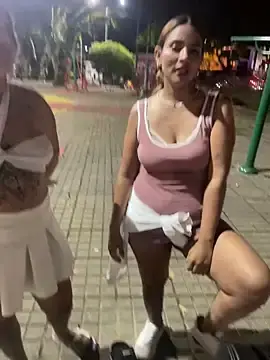 Stripchat Free Porn Cam of Moom_evil1177