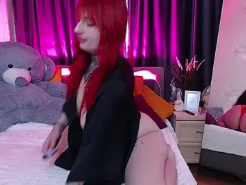 Stripchat Live Sex Cam of Nina_Blum_