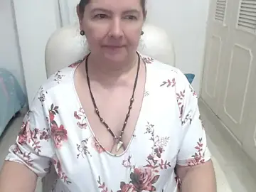 Stripchat Nude Webcam of leonela_69