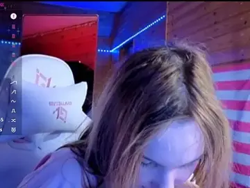 Stripchat Live Sex Cam of LeyaVoss