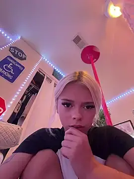 Stripchat Live Sex Cam of Terribletabby