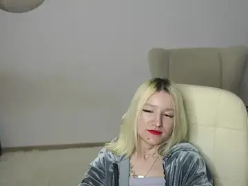 Stripchat Adult Webcams of RobynMaryott
