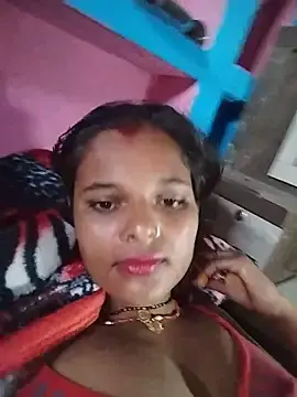 Stripchat Watch Live Sex Cams of Maya_bhoji