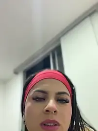 Stripchat Live Porn of Eveliin__