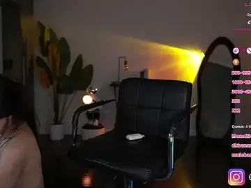 Stripchat Live Sex Cam of baeasian