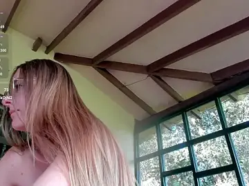 Stripchat Free Live Porn of Angiehuston1