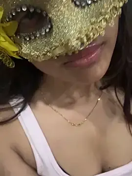 Stripchat Watch Live Sex Cams of Simi_pie
