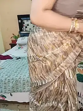 Stripchat Best Webcam of PRIYA_22
