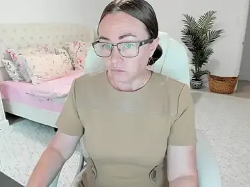 Stripchat Free Porn Cam of Vika73