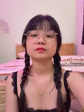 Stripchat Free Live Porn of ___KARA___