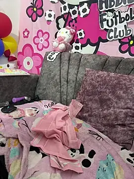 Stripchat Live Sex Cam of DearAbbiee