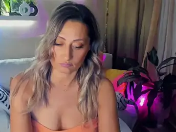 Stripchat Free Live Porn of SarahAlluring
