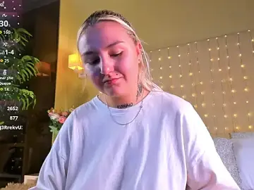 Stripchat Free Live Porn of Debbie_Taylor