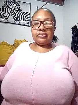 Stripchat Adult Webcams of YELLOW_BONE