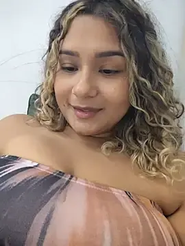 Stripchat Adult Webcam of BrendaGirs