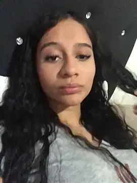 Stripchat Best Webcam of Isbeela_hott