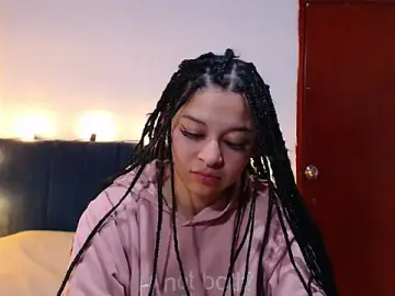 Stripchat Nude Webcam of Bitsy_Messy