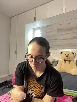 Stripchat Nude Webcam of MartiniiSelenna