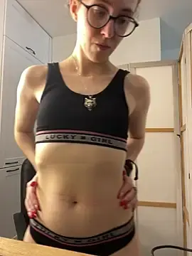 Stripchat Best Webcam of MartiniiSelenna