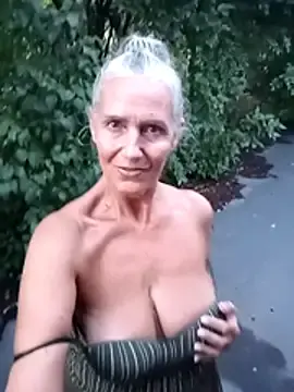 Stripchat Free Live Porn of yalukerya