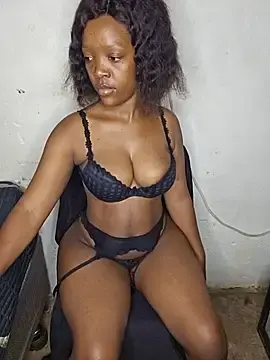 Stripchat Nude Webcam of curvysexybody