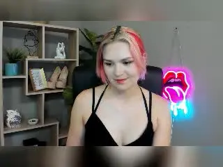 Xlovecam Nude Webcam of SweetLilyy