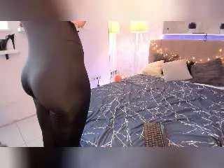 Xlovecam Sex Cam of IsabelKiss