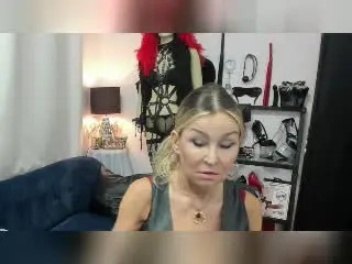 Xlovecam Live Sex of StarCrystal