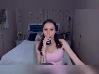Xlovecam Adult Webcams of EmelyHailey
