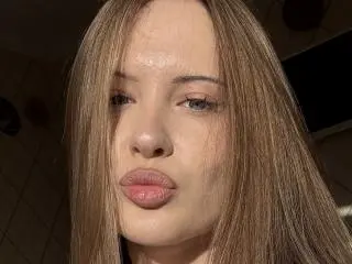 Xlovecam Adult Video Chat of JoelleCanal