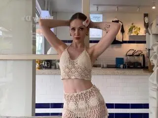 Xlovecam Free Porn Cam of MegLindsay